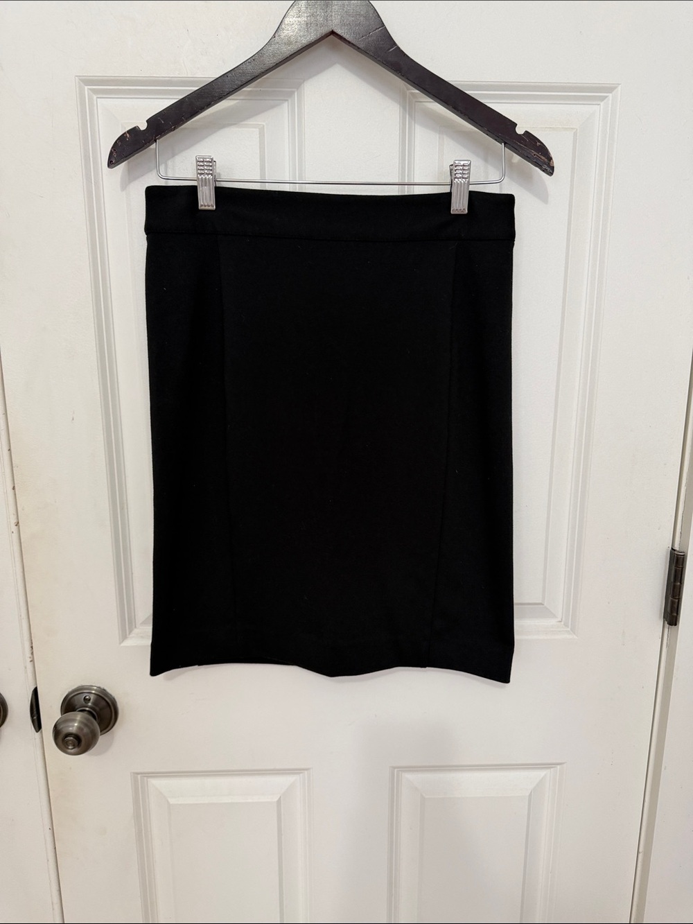 LOFT Black Pencil Skirt size small Classic Office Staple